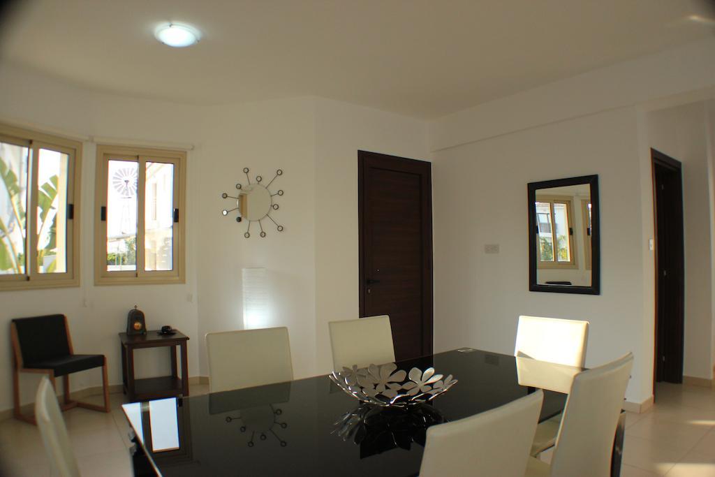 Palm Tree Villas Protaras Exterior photo