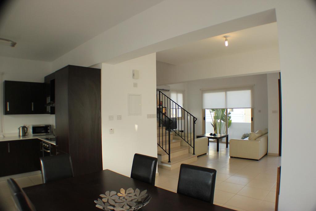 Palm Tree Villas Protaras Exterior photo